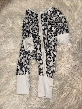 Baby Footless Zipper Romper with Black Butterfly Print